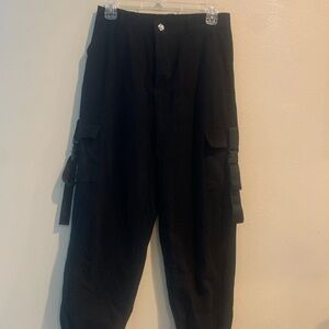 Black Cargo Pants. Women’s sz. M